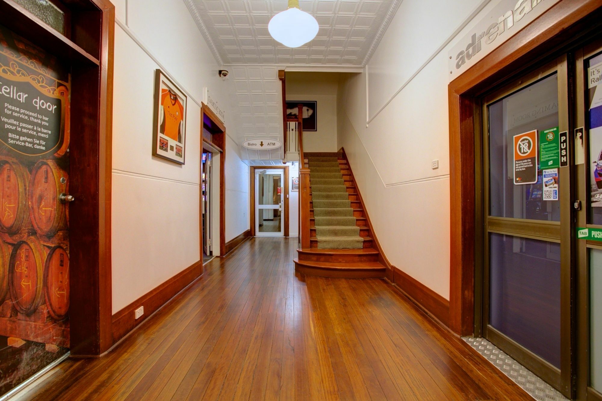 Pier Hotel Coffs Harbour Exterior photo